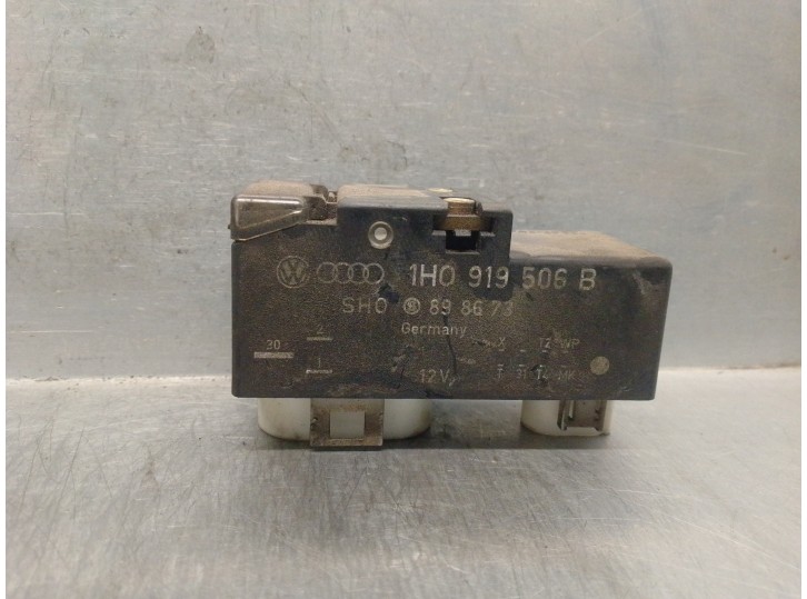Replacement engine fan relay for Seat Ibiza (6K) 1.8 CAT (ABS, ADZ) OEM IAM reference 1H0919506B 898673 SHO