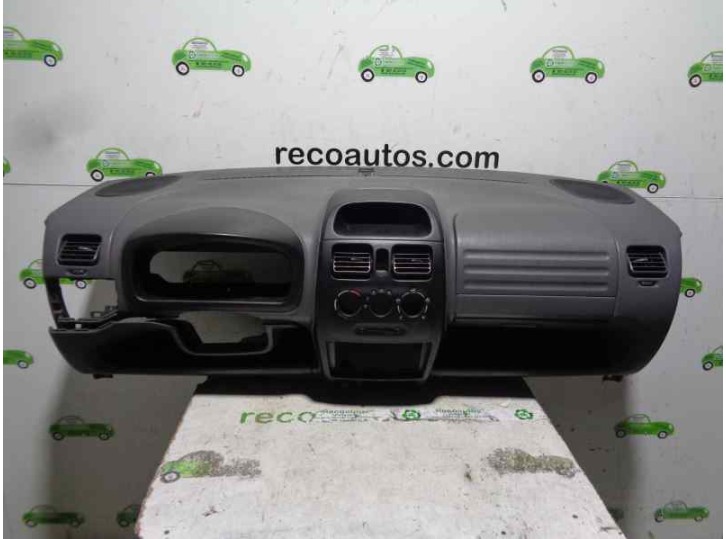 Recambio de salpicadero para opel agila básico referencia OEM IAM 09208111 GRIS Y NEGRO 