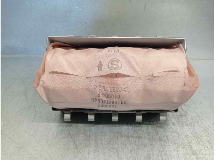 Replacement front right airbag for Subaru Legacy V station wagon (BR) 2.0 D AWD OEM IAM reference WY40L024660 