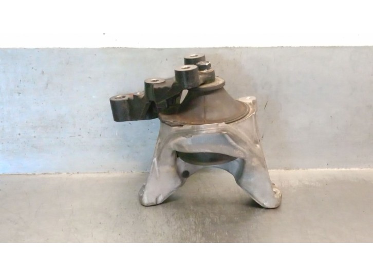 Replacement right engine mount for Honda CR-V IV (RM_) 1.6 i-DTEC (RE6) OEM IAM reference 21T1G 