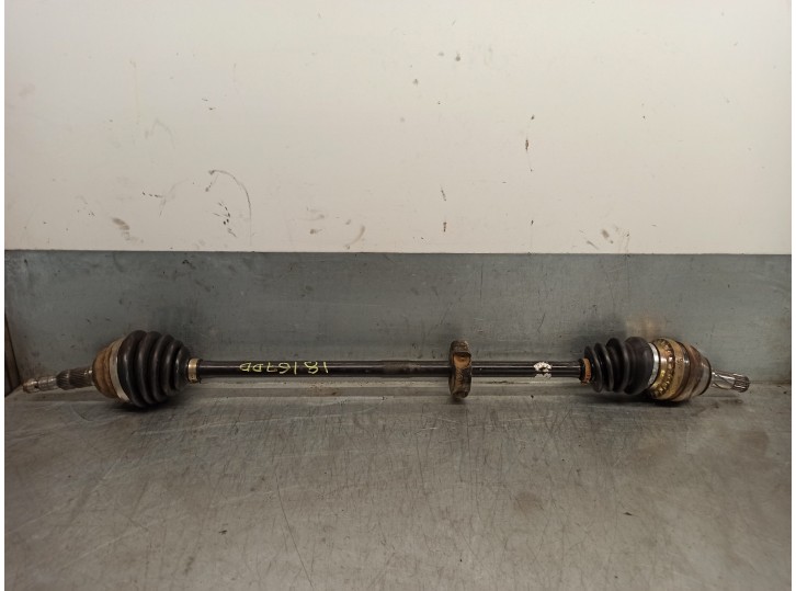 Recambio de transmision delantera derecha para opel astra g berlina 1.6 16v referencia OEM IAM 374322 