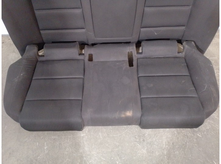 Recambio de asientos traseros para audi a4 ber. (b8) 2.0 16v tdi referencia OEM IAM 4851255 TELA NEGRA 4 PUERTAS