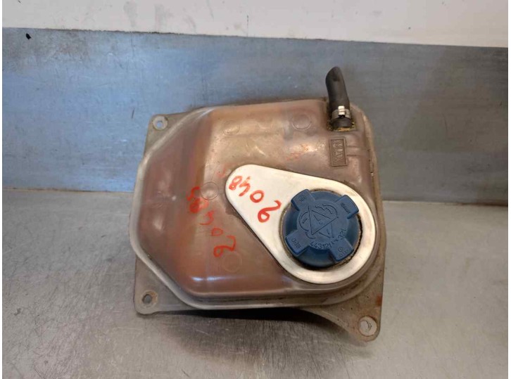 Recambio de deposito expansion para audi a6 berlina (c4) 2.3 referencia OEM IAM 4A0121403  