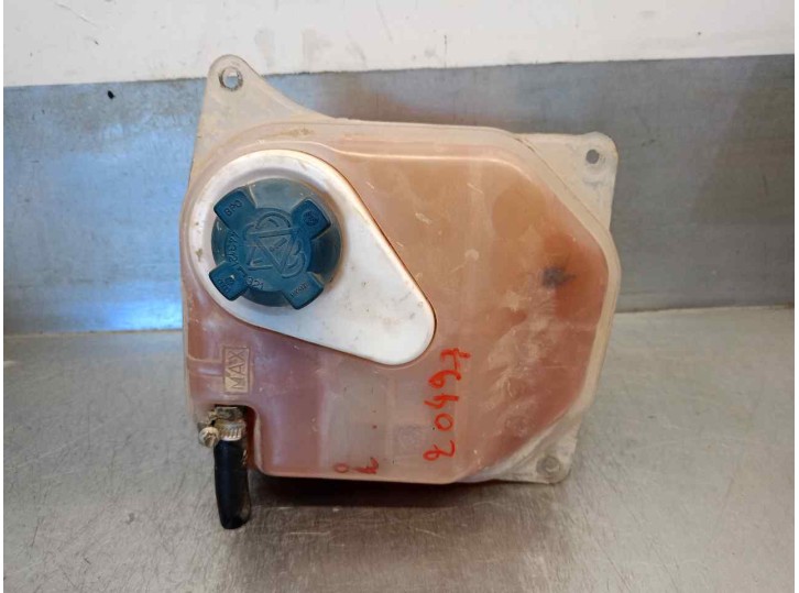 Recambio de deposito expansion para audi a6 berlina (c4) 2.8 quattro referencia OEM IAM 4A0121403  