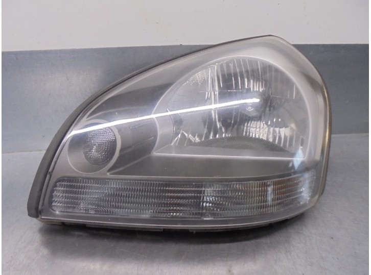 Recambio de faro izquierdo para hyundai tucson (jm) 2.0 crdi a las 4 ruedas referencia OEM IAM 921012EXXX 