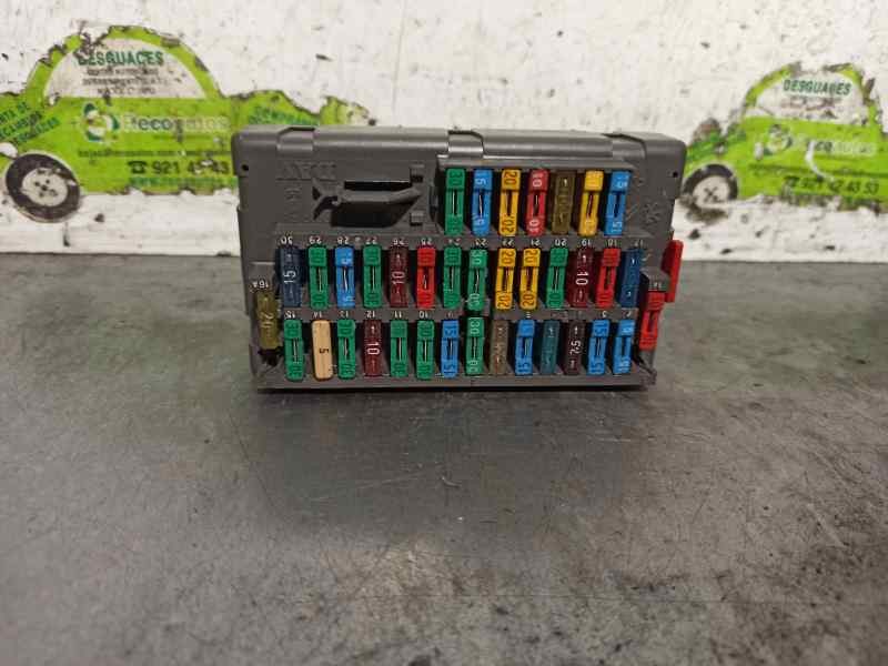 Recambio de caja reles / fusibles para peugeot 806 2.1 turbodiesel cat referencia OEM IAM 5970109547  
