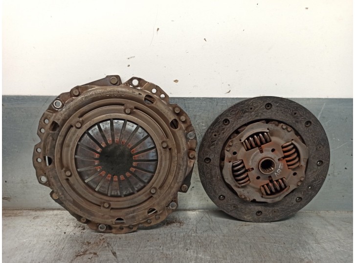 Recambio de kit embrague para opel astra g berlina 1.6 16v referencia OEM IAM 666130  