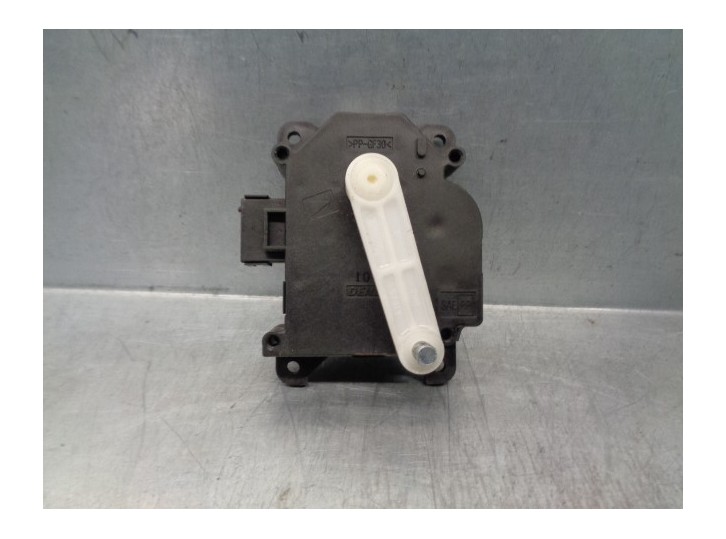Replacement heater motor for Subaru Legacy V Station Wagon (BR) 2.0 D AWD OEM IAM reference 1138002320 