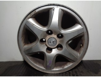 Recambio de llanta para hyundai tucson (jm) 2.0 crdi a las 4 ruedas referencia OEM IAM 529102E200 R1661/2JX16-41 ALUMINIO 6P