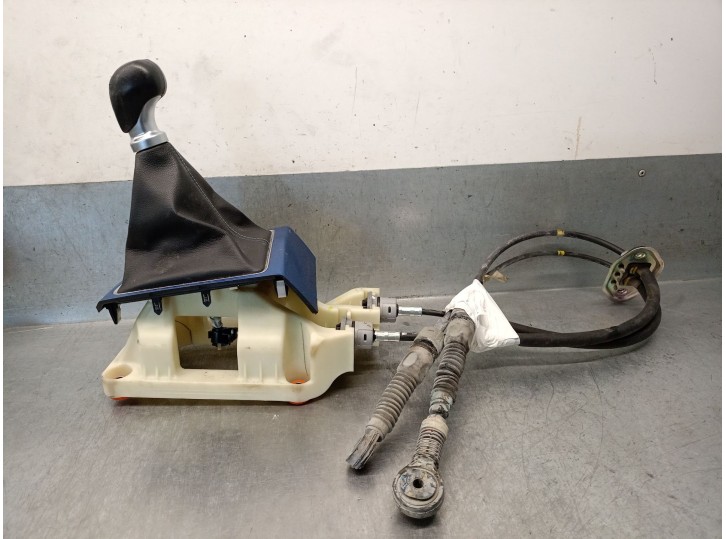 Recambio de palanca cambio para hyundai i20 ii (gb, ib) 1.2 referencia OEM IAM 43700C8310 43700C8310 
