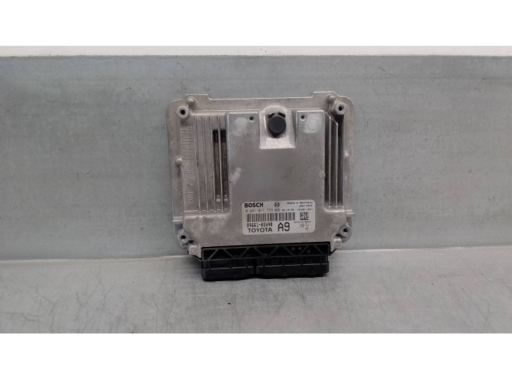 Recambio de centralita motor uce para toyota corolla (e12) 1.4 turbodiesel cat referencia OEM IAM 8966102A90 0281011733 BOSCH