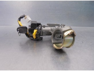 Replacement ignition switch for Hyundai Tucson (JM) 2.0 CRDi 4WD OEM IAM reference 819102EA00 
