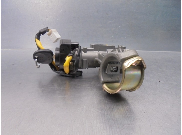 Recambio de conmutador de arranque para hyundai tucson (jm) 2.0 crdi a las 4 ruedas referencia OEM IAM 819102EA00 