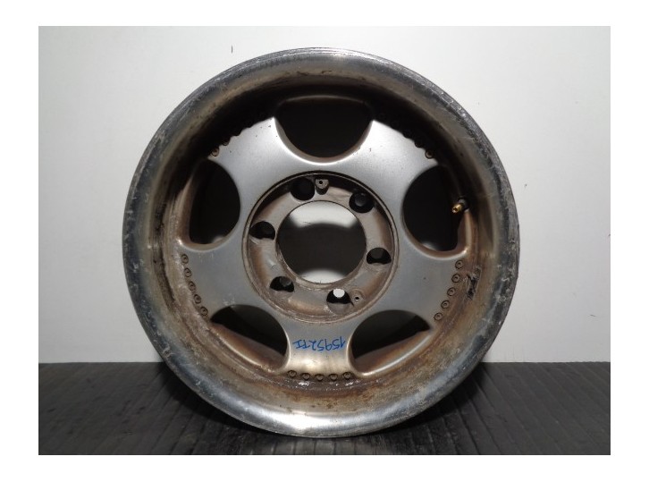 Recambio de llanta para ssangyong musso 2.9 d referencia OEM IAM 261A24064R R157JJX15-5 ALUMINIO 5P