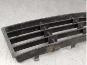 Recambio de rejilla paragolpes central para audi a4 berlina (b5) 1.8 20v referencia OEM IAM 8D0807683AA  