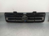 Recambio de rejilla delantera para ssangyong musso 2.9 d referencia OEM IAM 7943005101BE 