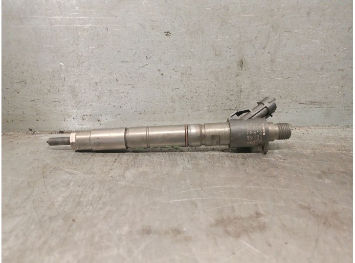 Recambio de inyector para volvo v60 i (155) d3 / d4 referencia OEM IAM 31303238 36002662 
