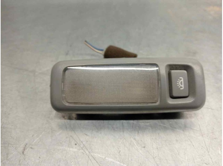 Recambio de luz interior para ssangyong musso 2.9 d referencia OEM IAM 8372005000  