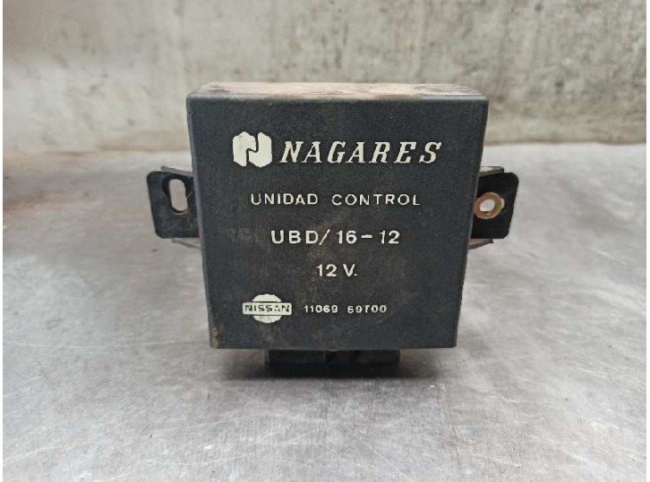 Recambio de modulo electronico para nissan trade 100 3.0 turbodiesel referencia OEM IAM 1106969T00  