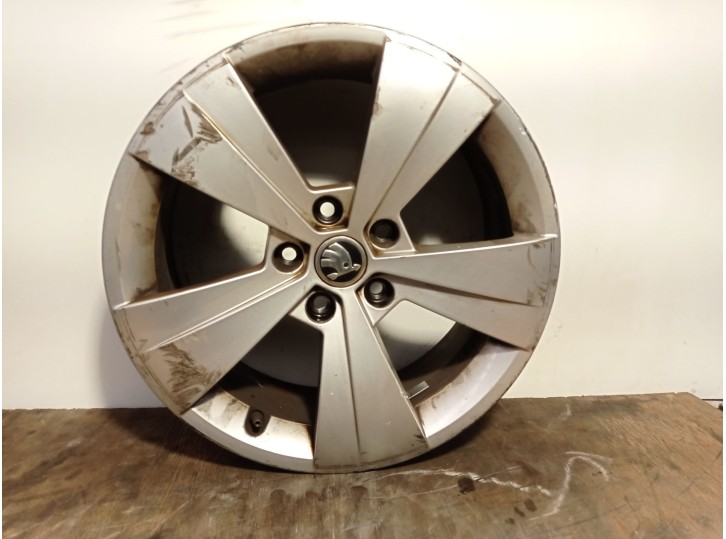 Recambio de llanta para skoda superb iii (3v3) 2.0 tdi referencia OEM IAM 3V0601025AS R176.5JX17H2ET41 