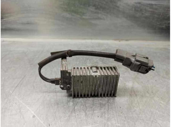 Recambio de rele ventiladores motor para toyota avensis wagon (t25) 2.4 16v cat referencia OEM IAM 2308028010 1961700491 DENSO