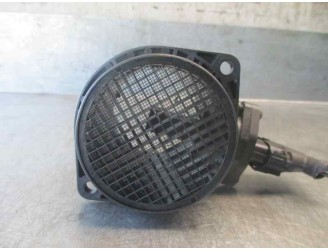 Replacement mass air flow sensor for Volvo V70 estate 2.5 turbodiesel OEM IAM reference 8670112 00914907 HELLA