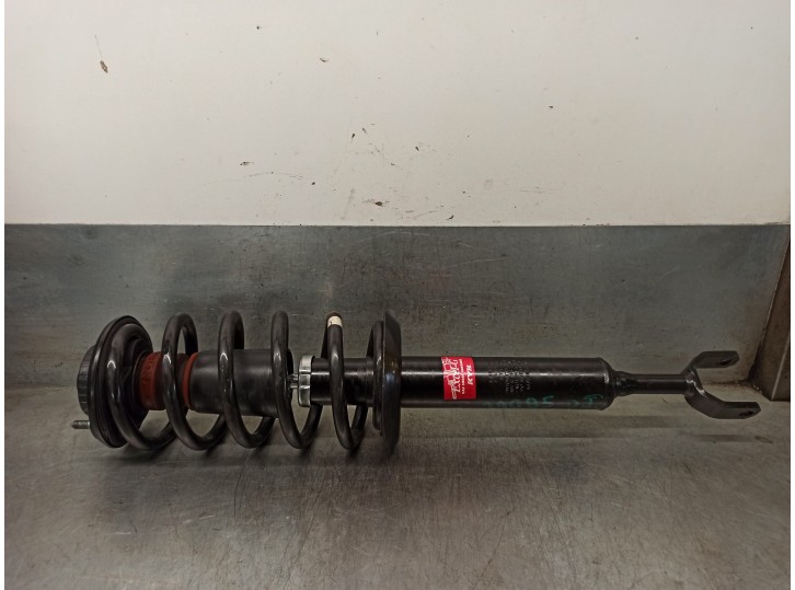 Recambio de amortiguador delantero izquierdo para audi a4 berlina (b5) 1.9 tdi referencia OEM IAM 8D0413031BK 341842 KYB