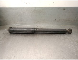 Replacement front right shock absorber for Mercedes-Benz C-Class (W202) C 220 CDI (202.133) OEM IAM reference A2023233700 