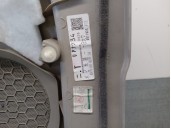 Replacement right front door trim panel for Mazda CX-7 (ER) 2.2 Turbodiesel CAT OEM IAM reference EH6468430 5 DOORS