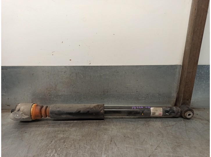 Recambio de amortiguador trasero derecho para hyundai kona 1.0 tgdi cat referencia OEM IAM 55300J9300  