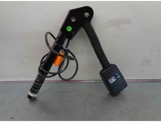 Recambio de pretensor airbag derecho para ford focus berlina (cak) 1.6 16v cat referencia OEM IAM 2M51A61208CA  