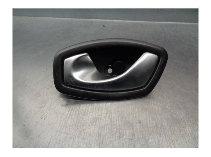 Recambio de maneta interior trasera izquierda para renault clio iv 0.9 referencia OEM IAM 826730001R  
