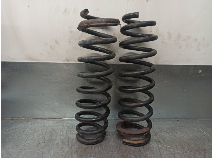 Recambio de muelle amortiguacion para hyundai i40 1.7 crdi cat referencia OEM IAM 553503Z010 