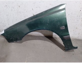 Replacement front left fender for Volvo S40 sedan 1.8i OEM IAM reference 30802306 GREEN 