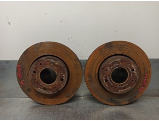 Recambio de disco freno delantero para volvo v40 familiar 1.9 diesel cat referencia OEM IAM 30818027 