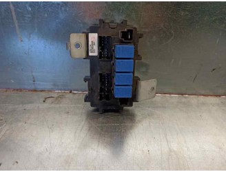 Recambio de caja reles / fusibles para renault koleos 2.0 dci diesel fap referencia OEM IAM 252365026R 