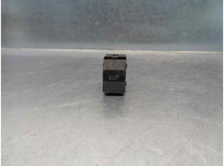 Recambio de mando elevalunas trasero derecho para audi a4 berlina (b5) 1.9 tdi referencia OEM IAM 4D0959855 