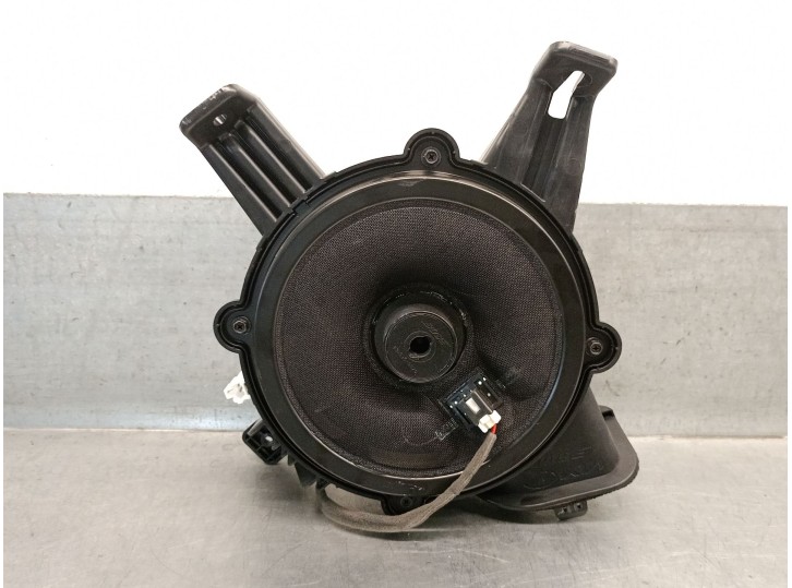 Recambio de altavoz/altavoces para hyundai kona furgoneta/suv (os, ose, osi) ev referencia OEM IAM 96380BE100 BOSE