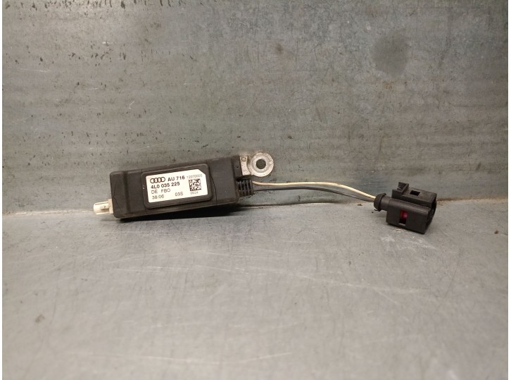 Recambio de antena para audi q7 (4lb) 3.0 tdi quattro referencia OEM IAM 4L0035225 4L0035225 