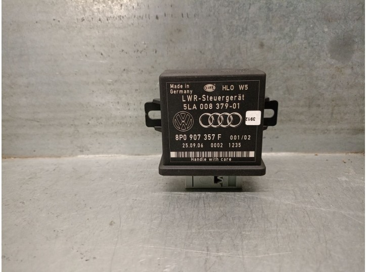 Recambio de centralita luces para audi q7 (4lb) 3.0 tdi quattro referencia OEM IAM 8P0907357F  5LA00837901 HELLA