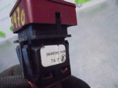 Replacement hazard warning switch for Citroën C4 Berlina Exclusive OEM IAM reference 96480877 