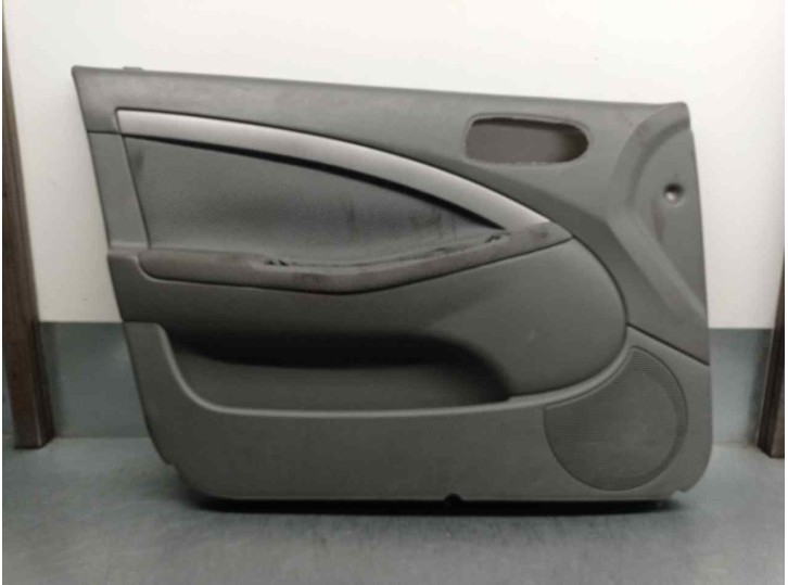 Recambio de guarnecido puerta delantera izquierda para chevrolet lacetti 1.6 cat referencia OEM IAM 96556321  
