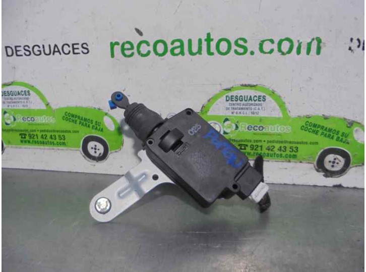 Replacement central locking motor for tailgate for Hyundai Santa Fe (BM) 2.2 CRDi Style 4x4 OEM IAM reference 957502B000 