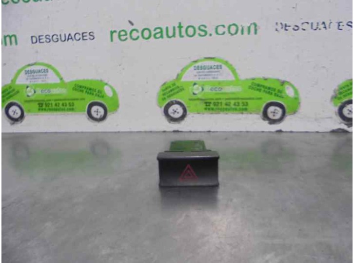 Recambio de warning para hyundai santa fe (bm) 2.2 crdi style 4x4 referencia OEM IAM 864W0140  