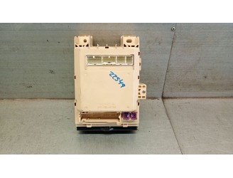 Recambio de caja reles / fusibles para lexus rx (_u3_) 400h (mhu38_) referencia OEM IAM 827300W590 827300W590 