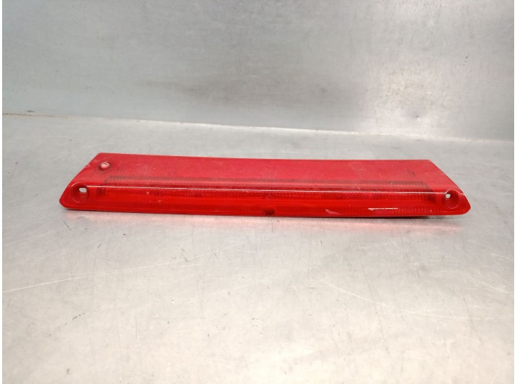 Recambio de luz central de freno para ford focus iii 1.6 tdci referencia OEM IAM 8A6113A613AJ 2085739 