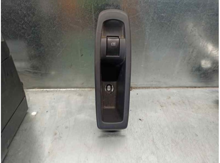 Recambio de mando elevalunas trasero derecho para renault koleos 2.0 dci diesel fap referencia OEM IAM 25411JY00A 