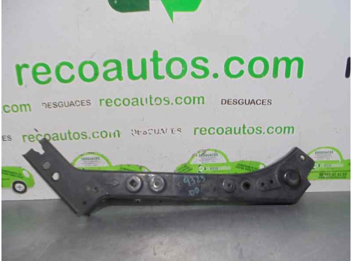 Right headlight bracket replacement part for Nissan X-Trail (T31) 2.0 dCi turbodiesel cat OEM IAM reference 2661151 