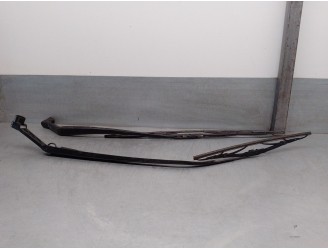 Recambio de brazo limpia delantero derecho para mazda cx-7 (er) 2.2 turbodiesel cat referencia OEM IAM GS1E67330 DERECHO E IZQUI