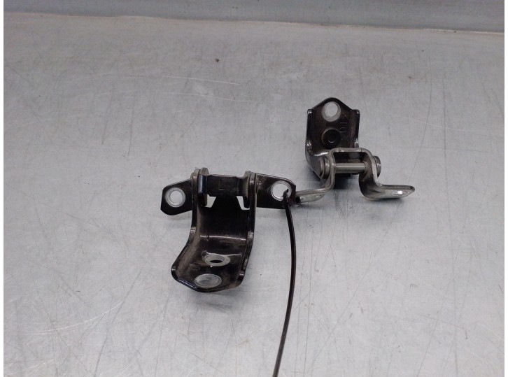 Recambio de bisagra puerta para mazda cx-7 (er) 2.2 turbodiesel cat referencia OEM IAM D46172210B  